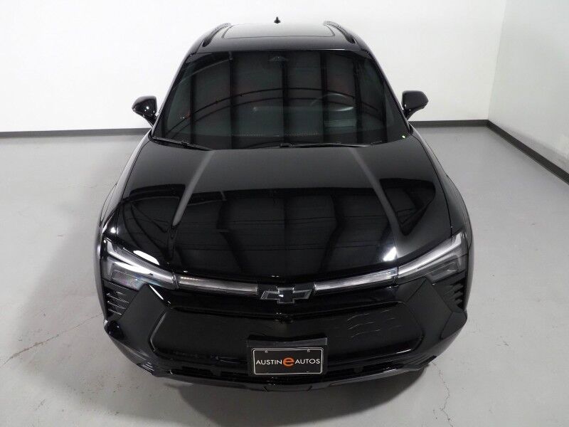 2024 Chevrolet Blazer EV RS RWD *PANO MOONROOF, HEADS-UP DISPLAY, NAVIGATION, ADAPTIVE CRUISE, SAFETY ALERTS, 360 CAMERAS, 17.7 INCH TOUCHSCREEN, CLIMATE SEATS, HEATED STEERING, REMOTE START, WIRELESS CHARGING, BOSE AUDIO Round Rock TX