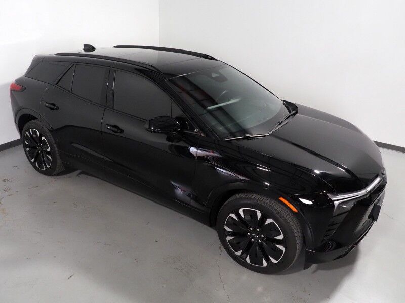 2024 Chevrolet Blazer EV RS RWD *PANO MOONROOF, HEADS-UP DISPLAY, NAVIGATION, ADAPTIVE CRUISE, SAFETY ALERTS, 360 CAMERAS, 17.7 INCH TOUCHSCREEN, CLIMATE SEATS, HEATED STEERING, REMOTE START, WIRELESS CHARGING, BOSE AUDIO Round Rock TX
