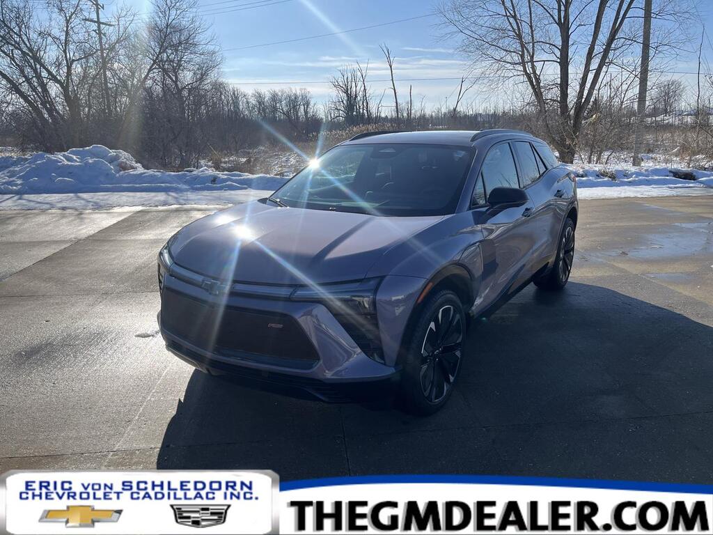2024 Chevrolet Blazer EV RS eAWD Conv&DrvrConfPkg w/AdptvCrz HtdSteeringWheel HD-SurroundVision Milwaukee WI