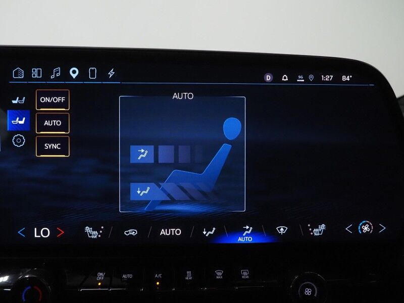2024 Chevrolet Blazer EV eAWD LT *COMFORT & CONVENIENCE PKG, DRIVER CONFIDENCE PKG, NAVIGATION, ADAPTIVE CRUISE, SAFETY ALERTS, 360 CAMERAS, COLOR TOUCHSCREEN, HEATED SEATS/STEERING, REMOTE START, WIRELESS CHARGING Round Rock TX
