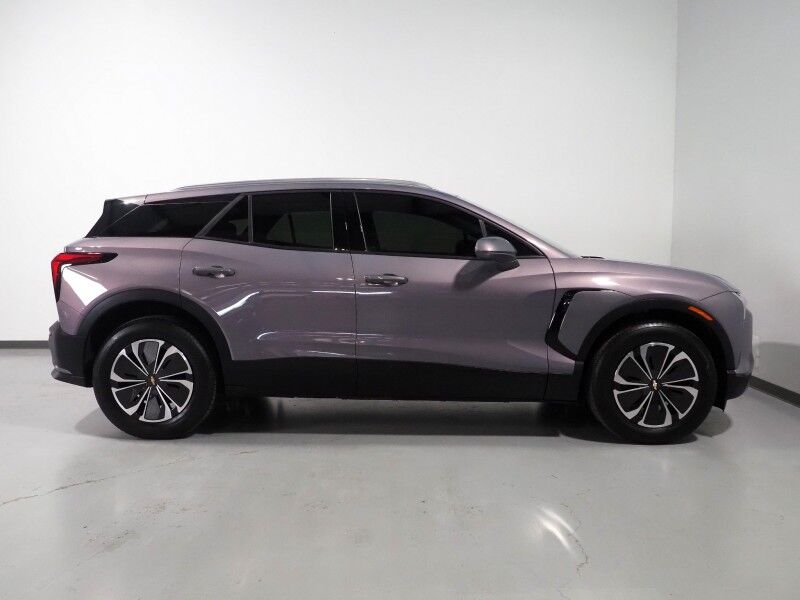 2024 Chevrolet Blazer EV eAWD LT *COMFORT & CONVENIENCE PKG, DRIVER CONFIDENCE PKG, NAVIGATION, ADAPTIVE CRUISE, SAFETY ALERTS, 360 CAMERAS, COLOR TOUCHSCREEN, HEATED SEATS/STEERING, REMOTE START, WIRELESS CHARGING Round Rock TX