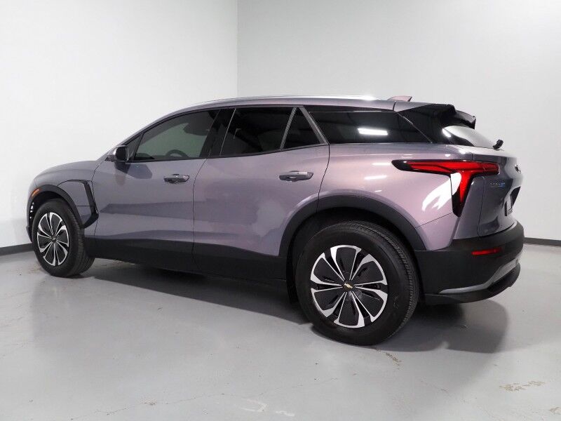 2024 Chevrolet Blazer EV eAWD LT *COMFORT & CONVENIENCE PKG, DRIVER CONFIDENCE PKG, NAVIGATION, ADAPTIVE CRUISE, SAFETY ALERTS, 360 CAMERAS, COLOR TOUCHSCREEN, HEATED SEATS/STEERING, REMOTE START, WIRELESS CHARGING Round Rock TX
