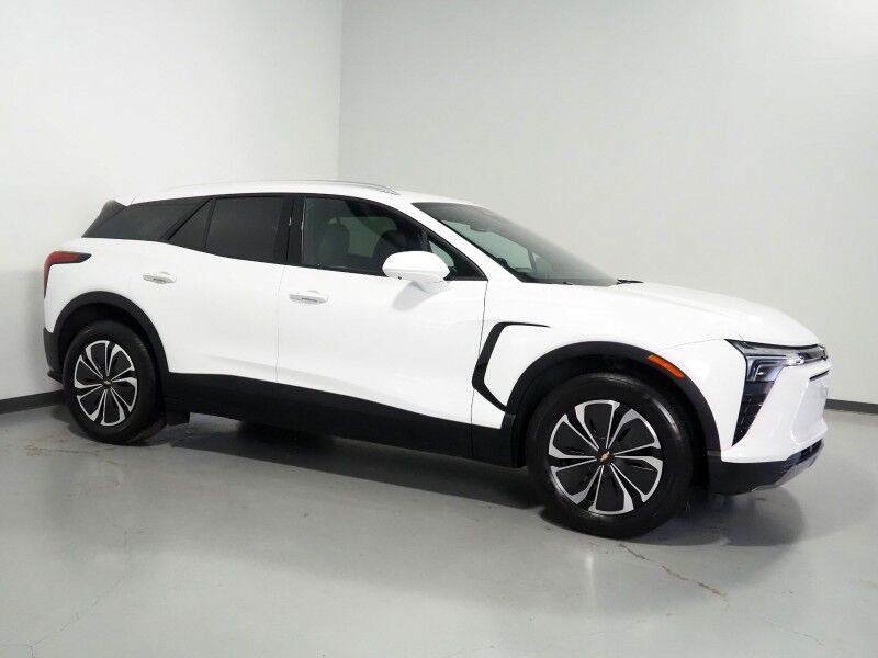 2024 Chevrolet Blazer EV eAWD LT *COMFORT & CONVENIENCE PKG, DRIVER CONFIDENCE PKG, NAVIGATION, ADAPTIVE CRUISE, SAFETY ALERTS, 360 CAMERAS, COLOR TOUCHSCREEN, HEATED SEATS/STEERING, REMOTE START, WIRELESS CHARGING