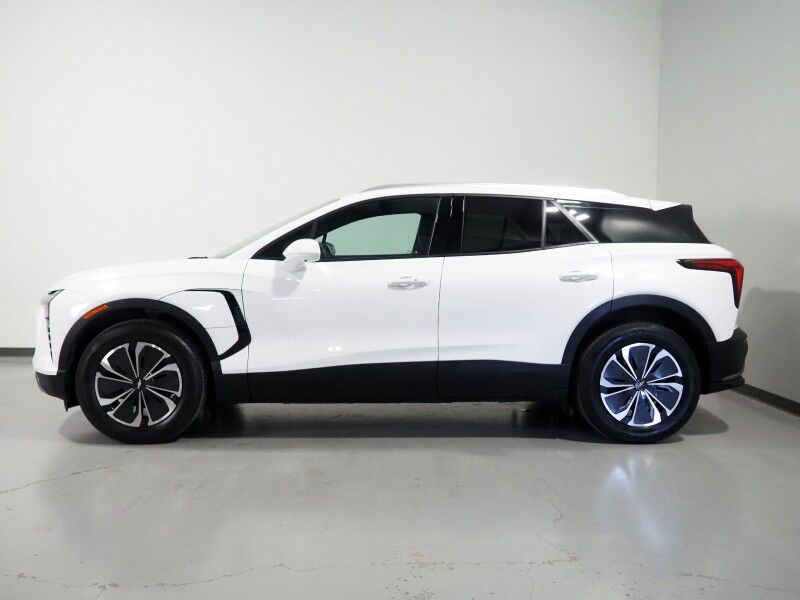 2024 Chevrolet Blazer EV eAWD LT *COMFORT & CONVENIENCE PKG, DRIVER CONFIDENCE PKG, NAVIGATION, ADAPTIVE CRUISE, SAFETY ALERTS, 360 CAMERAS, COLOR TOUCHSCREEN, HEATED SEATS/STEERING, REMOTE START, WIRELESS CHARGING Round Rock TX