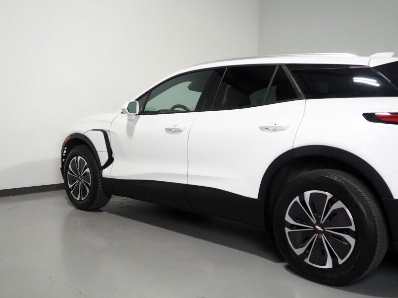 2024 Chevrolet Blazer EV eAWD LT *COMFORT & CONVENIENCE PKG, DRIVER CONFIDENCE PKG, NAVIGATION, ADAPTIVE CRUISE, SAFETY ALERTS, 360 CAMERAS, COLOR TOUCHSCREEN, HEATED SEATS/STEERING, REMOTE START, WIRELESS CHARGING Round Rock TX