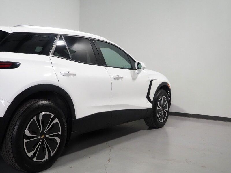 2024 Chevrolet Blazer EV eAWD LT *COMFORT & CONVENIENCE PKG, DRIVER CONFIDENCE PKG, NAVIGATION, ADAPTIVE CRUISE, SAFETY ALERTS, 360 CAMERAS, COLOR TOUCHSCREEN, HEATED SEATS/STEERING, REMOTE START, WIRELESS CHARGING Round Rock TX