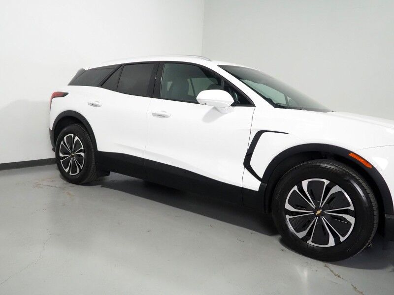 2024 Chevrolet Blazer EV eAWD LT *COMFORT & CONVENIENCE PKG, DRIVER CONFIDENCE PKG, NAVIGATION, ADAPTIVE CRUISE, SAFETY ALERTS, 360 CAMERAS, COLOR TOUCHSCREEN, HEATED SEATS/STEERING, REMOTE START, WIRELESS CHARGING Round Rock TX