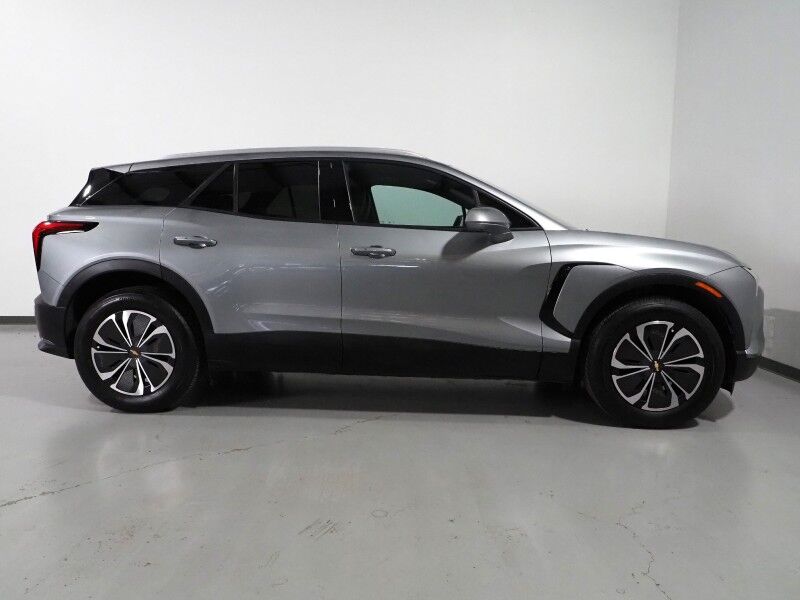 2024 Chevrolet Blazer EV eAWD LT *COMFORT & CONVENIENCE PKG, DRIVER CONFIDENCE PKG, NAVIGATION, ADAPTIVE CRUISE, SAFETY ALERTS, 360 CAMERAS, COLOR TOUCHSCREEN, HEATED SEATS/STEERING, REMOTE START, WIRELESS CHARGING Round Rock TX