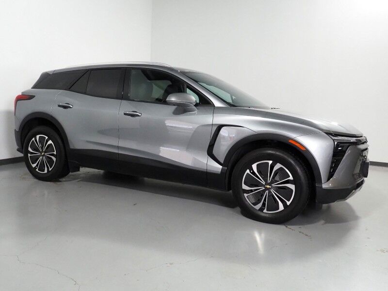 2024 Chevrolet Blazer EV eAWD LT *COMFORT & CONVENIENCE PKG, DRIVER CONFIDENCE PKG, NAVIGATION, ADAPTIVE CRUISE, SAFETY ALERTS, 360 CAMERAS, COLOR TOUCHSCREEN, HEATED SEATS/STEERING, REMOTE START, WIRELESS CHARGING Round Rock TX