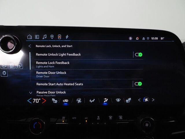 2024 Chevrolet Blazer EV eAWD LT *COMFORT & CONVENIENCE PKG, DRIVER CONFIDENCE PKG, NAVIGATION, ADAPTIVE CRUISE, SAFTEY ALERTS, 360 CAMERAS, COLOR TOUCSCREEN, HEATED SEATS/STEERING, REMOTE START, WIRELESS CHARGING, ANDROID & APPLE Round Rock TX