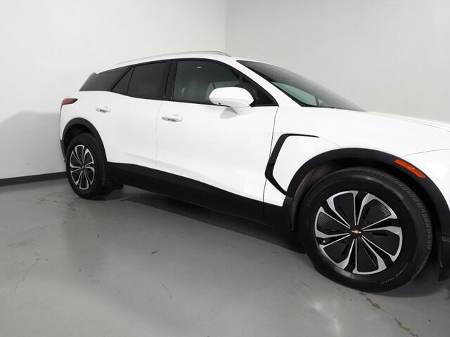 2024 Chevrolet Blazer EV eAWD LT *COMFORT & CONVENIENCE PKG, DRIVER CONFIDENCE PKG, NAVIGATION, ADAPTIVE CRUISE, SAFTEY ALERTS, 360 CAMERAS, COLOR TOUCSCREEN, HEATED SEATS/STEERING, REMOTE START, WIRELESS CHARGING, ANDROID & APPLE Round Rock TX