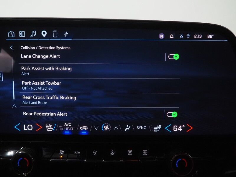 2024 Chevrolet Blazer EV eAWD RS *HEADS-UP DISPLAY, NAVIGATION, ADAPTIVE CRUISE, SAFETY ALERTS, 360 VIEW CAMERAS, 17.7 INCH TOUCHSCREEN, CLIMATE SEATS, HEATED STEERING, REMOTE START, 21 INCH WHEELS, WIRELESS CHARGING, ANDROID & APPLE Round Rock TX