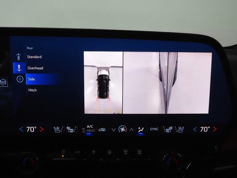 2024 Chevrolet Blazer EV eAWD RS *HEADS-UP DISPLAY, NAVIGATION, ADAPTIVE CRUISE, SAFETY ALERTS, 360 VIEW CAMERAS, 17.7 INCH TOUCHSCREEN, CLIMATE SEATS, HEATED STEERING, REMOTE START, 21 INCH WHEELS, WIRELESS CHARGING Round Rock TX