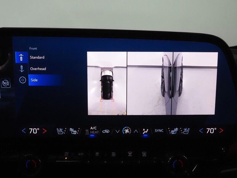 2024 Chevrolet Blazer EV eAWD RS *HEADS-UP DISPLAY, NAVIGATION, ADAPTIVE CRUISE, SAFETY ALERTS, 360 VIEW CAMERAS, 17.7 INCH TOUCHSCREEN, CLIMATE SEATS, HEATED STEERING, REMOTE START, 21 INCH WHEELS, WIRELESS CHARGING Round Rock TX