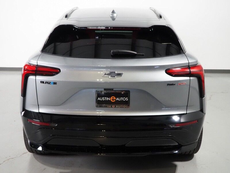 2024 Chevrolet Blazer EV eAWD RS *HEADS-UP DISPLAY, NAVIGATION, ADAPTIVE CRUISE, SAFETY ALERTS, 360 VIEW CAMERAS, 17.7 INCH TOUCHSCREEN, CLIMATE SEATS, HEATED STEERING, REMOTE START, 21 INCH WHEELS, WIRELESS CHARGING Round Rock TX