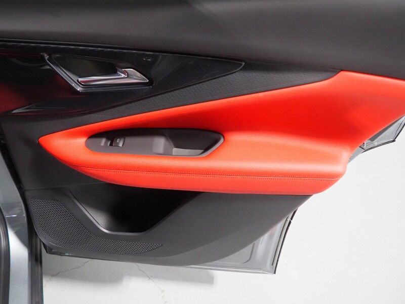 2024 Chevrolet Blazer EV eAWD RS *HEADS-UP DISPLAY, NAVIGATION, ADAPTIVE CRUISE, SAFETY ALERTS, 360 VIEW CAMERAS, 17.7 INCH TOUCHSCREEN, CLIMATE SEATS, HEATED STEERING, REMOTE START, 21 INCH WHEELS, WIRELESS CHARGING Round Rock TX