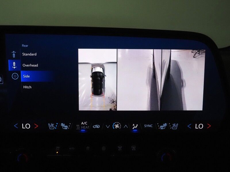 2024 Chevrolet Blazer EV eAWD RS *HEADS-UP DISPLAY, NAVIGATION, ADAPTIVE CRUISE, SAFETY ALERTS, 360 VIEW CAMERAS, 17.7 INCH TOUCHSCREEN, CLIMATE SEATS, HEATED STEERING, REMOTE START, 21 INCH WHEELS, WIRELESS CHARGING Round Rock TX