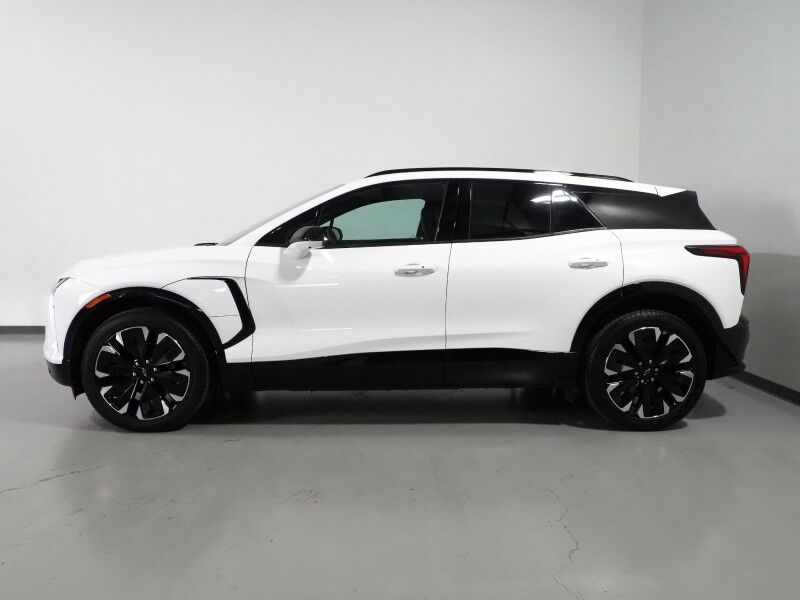 2024 Chevrolet Blazer EV eAWD RS *HEADS-UP DISPLAY, NAVIGATION, ADAPTIVE CRUISE, SAFETY ALERTS, 360 VIEW CAMERAS, 17.7 INCH TOUCHSCREEN, CLIMATE SEATS, HEATED STEERING, REMOTE START, 21 INCH WHEELS, WIRELESS CHARGING Round Rock TX