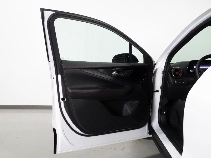 2024 Chevrolet Blazer EV eAWD RS *HEADS-UP DISPLAY, NAVIGATION, ADAPTIVE CRUISE, SAFETY ALERTS, 360 VIEW CAMERAS, 17.7 INCH TOUCHSCREEN, CLIMATE SEATS, HEATED STEERING, REMOTE START, 21 INCH WHEELS, WIRELESS CHARGING Round Rock TX