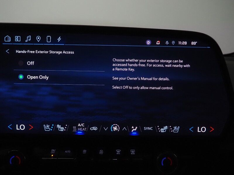 2024 Chevrolet Blazer EV eAWD RS *HEADS-UP DISPLAY, NAVIGATION, ADAPTIVE CRUISE, SAFETY ALERTS, 360 VIEW CAMERAS, 17.7 INCH TOUCHSCREEN, CLIMATE SEATS, HEATED STEERING, REMOTE START, 21 INCH WHEELS, WIRELESS CHARGING Round Rock TX