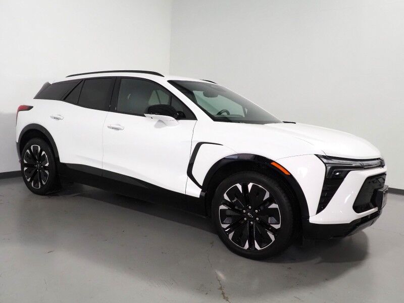2024 Chevrolet Blazer EV eAWD RS *HEADS-UP DISPLAY, NAVIGATION, ADAPTIVE CRUISE, SAFETY ALERTS, 360 VIEW CAMERAS, 17.7 INCH TOUCHSCREEN, CLIMATE SEATS, HEATED STEERING, REMOTE START, 21 INCH WHEELS, WIRELESS CHARGING Round Rock TX
