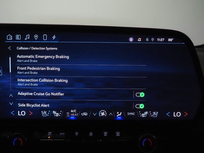 2024 Chevrolet Blazer EV eAWD RS *HEADS-UP DISPLAY, NAVIGATION, ADAPTIVE CRUISE, SAFETY ALERTS, 360 VIEW CAMERAS, 17.7 INCH TOUCHSCREEN, CLIMATE SEATS, HEATED STEERING, REMOTE START, 21 INCH WHEELS, WIRELESS CHARGING Round Rock TX