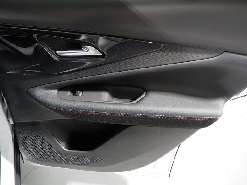 2024 Chevrolet Blazer EV eAWD RS *HEADS-UP DISPLAY, NAVIGATION, ADAPTIVE CRUISE, SAFETY ALERTS, 360 VIEW CAMERAS, 17.7 INCH TOUCHSCREEN, CLIMATE SEATS, HEATED STEERING, REMOTE START, 21 INCH WHEELS, WIRELESS CHARGING Round Rock TX