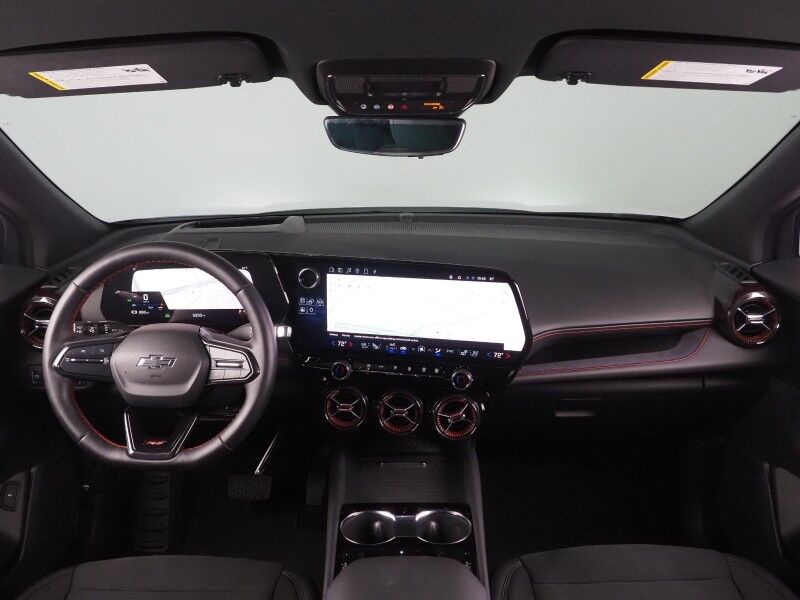 2024 Chevrolet Blazer EV eAWD RS *HEADS-UP DISPLAY, NAVIGATION, ADAPTIVE CRUISE, SAFETY ALERTS, 360 VIEW CAMERAS, 17.7 INCH TOUCHSCREEN, CLIMATE SEATS, HEATED STEERING, REMOTE START, 21 INCH WHEELS, WIRELESS CHARGING