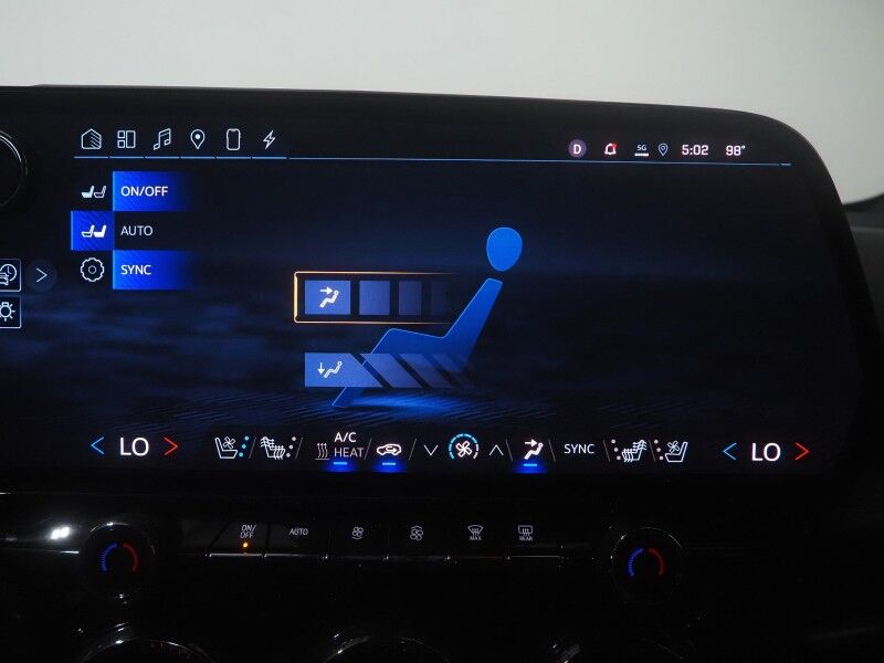 2024 Chevrolet Blazer EV eAWD RS *HEADS-UP DISPLAY, NAVIGATION, ADAPTIVE CRUISE, SAFETY ALERTS, 360 VIEW CAMERAS, 17.7 INCH TOUCHSCREEN, CLIMATE SEATS, HEATED STEERING, REMOTE START, 21 INCH WHEELS, WIRELESS CHARGING Round Rock TX