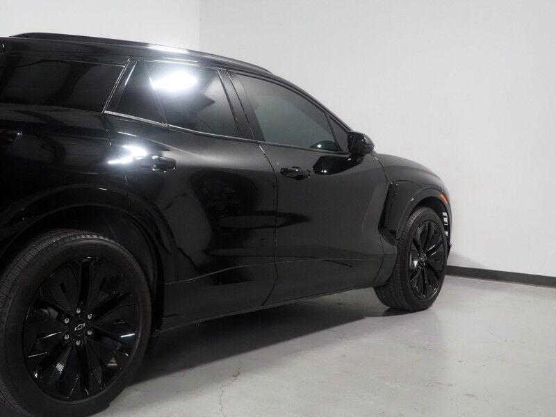 2024 Chevrolet Blazer EV eAWD RS *HEADS-UP DISPLAY, NAVIGATION, ADAPTIVE CRUISE, SAFETY ALERTS, 360 VIEW CAMERAS, 17.7 INCH TOUCHSCREEN, CLIMATE SEATS, HEATED STEERING, REMOTE START, 21 INCH WHEELS, WIRELESS CHARGING Round Rock TX