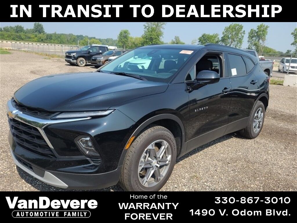 2024 Chevrolet Blazer LT Akron