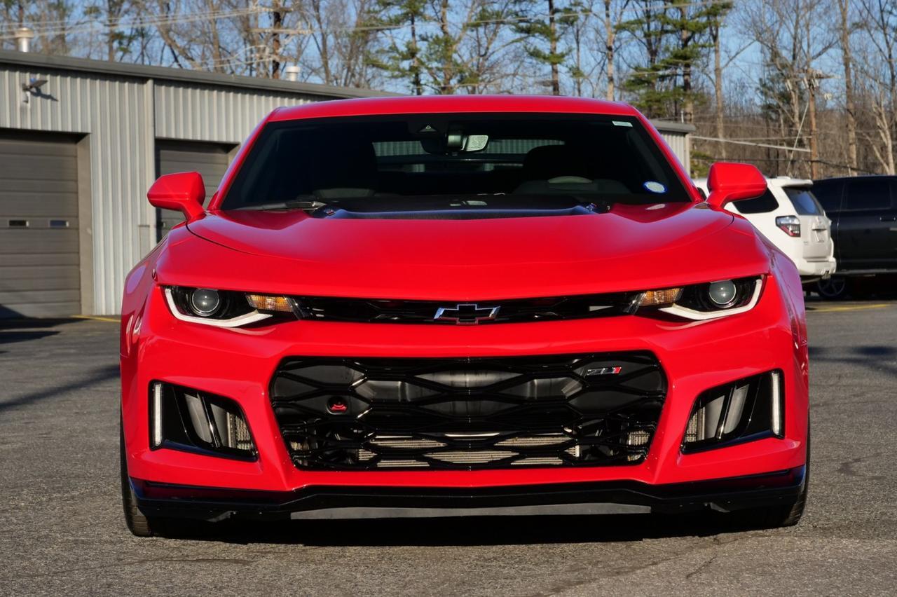 2024 Chevrolet Camaro ZL1 / 6.2L V8 / High Wing / Sunroof! Lincolnton NC