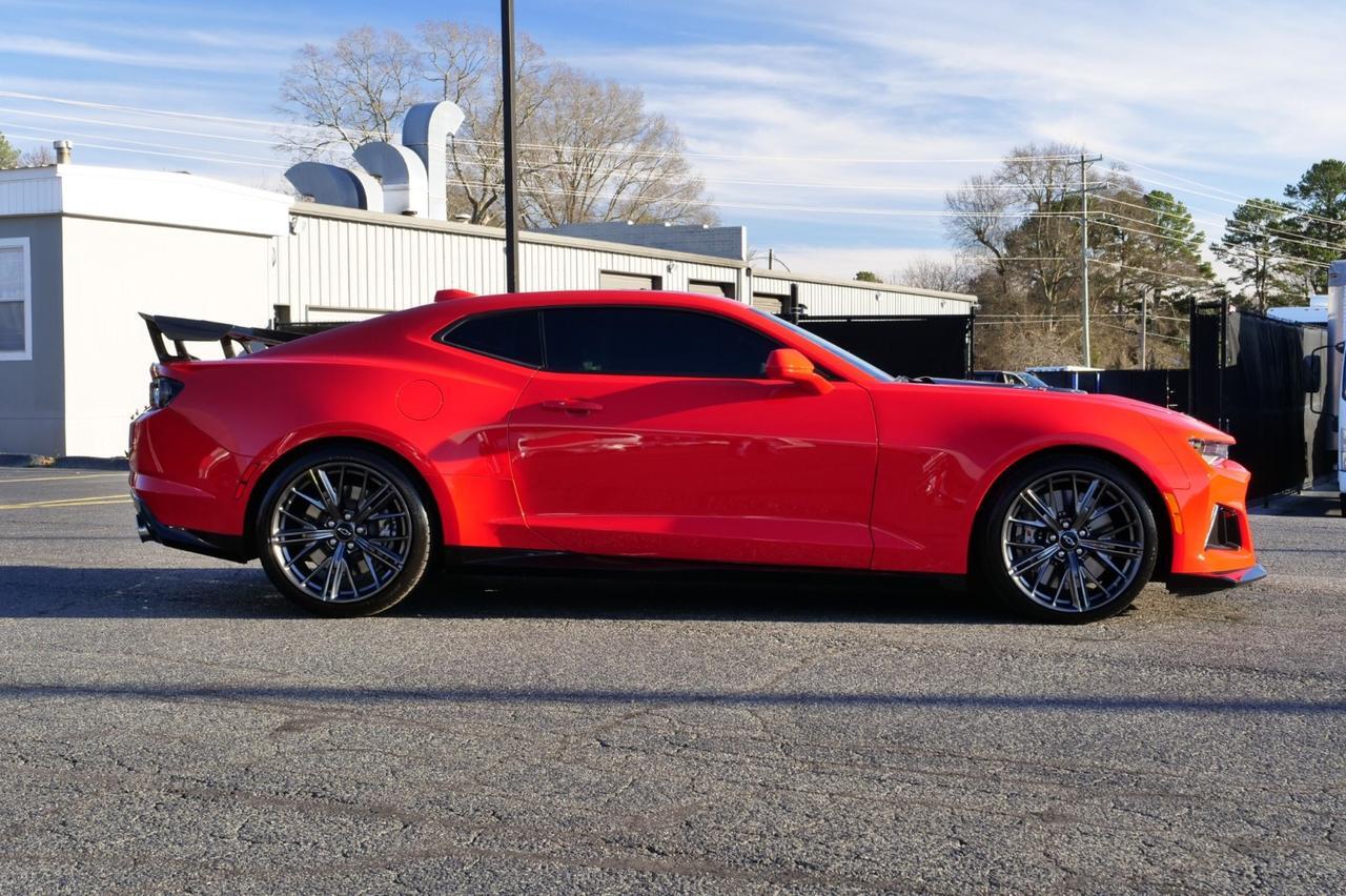 2024 Chevrolet Camaro ZL1 / 6.2L V8 / High Wing / Sunroof! Lincolnton NC