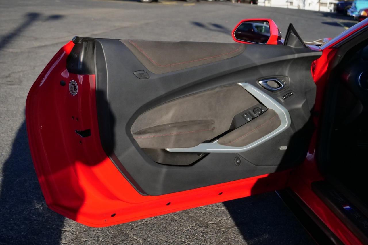 2024 Chevrolet Camaro ZL1 / 6.2L V8 / High Wing / Sunroof! Lincolnton NC