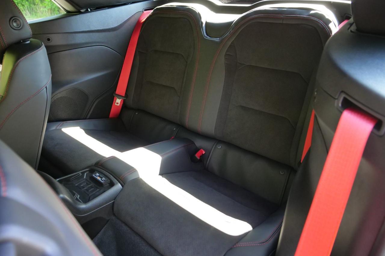 2024 Chevrolet Camaro ZL1 Convertible / Carbon Fiber Hood / 6.2L V8! Lincolnton NC