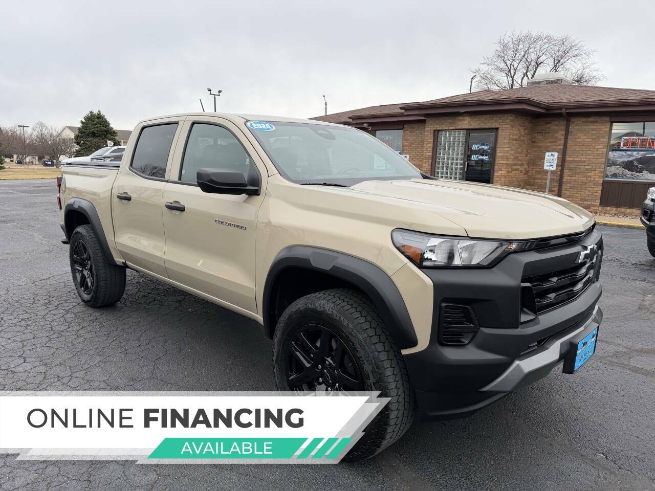 2024 Chevrolet Colorado Trail Boss 4x4 4dr Crew Cab 5 ft. SB
