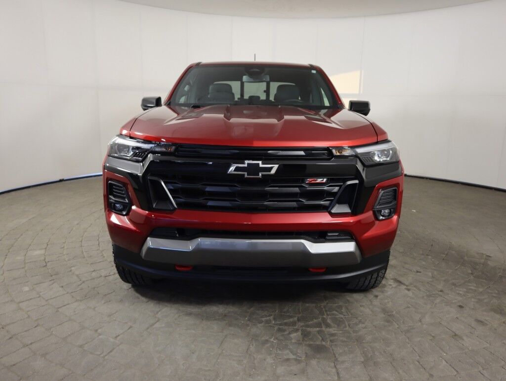 2024 Chevrolet Colorado Z71 4WD w/Convenience II/Advance Trailering Maumee OH
