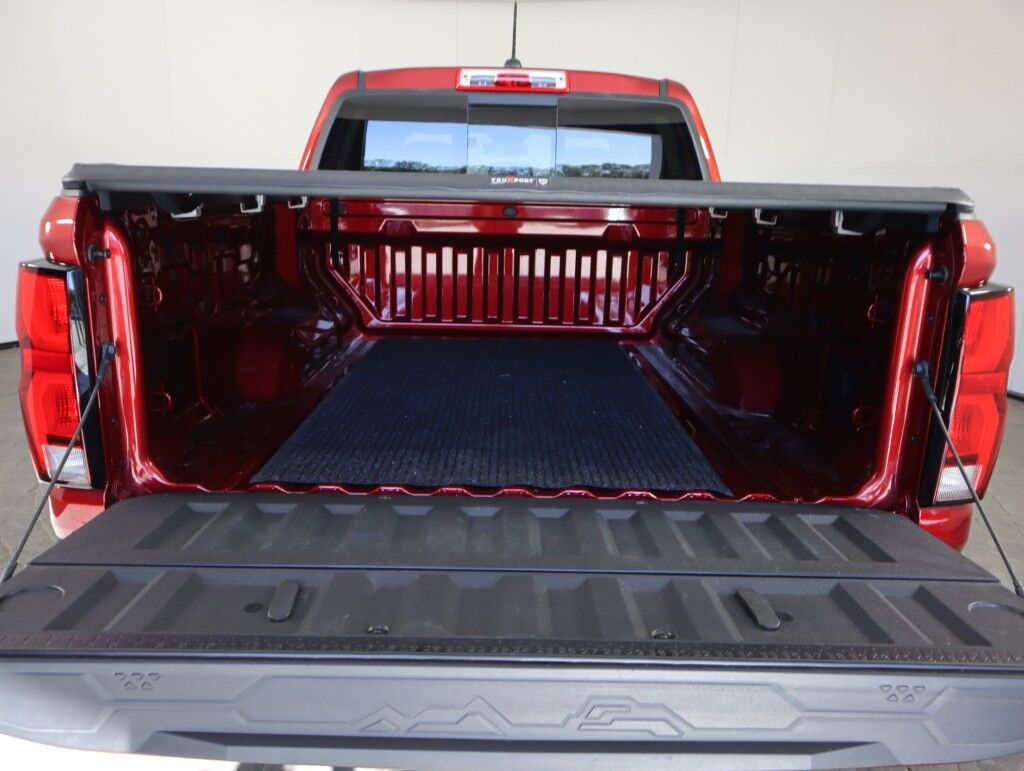 2024 Chevrolet Colorado Z71 4WD w/Convenience II/Advance Trailering Maumee OH