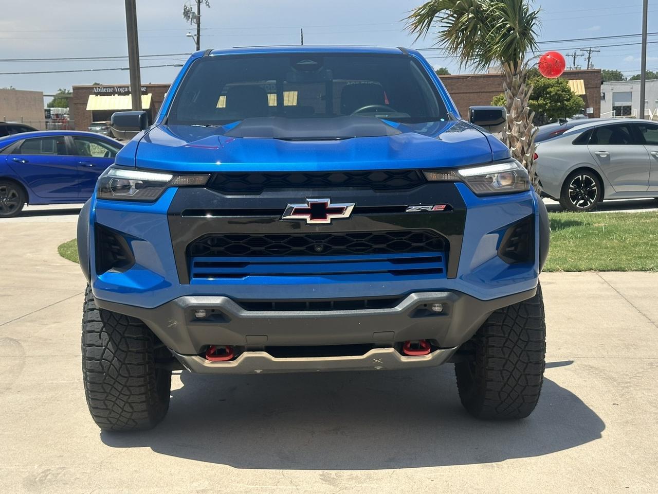 2024 Chevrolet Colorado ZR2 - Photo 11