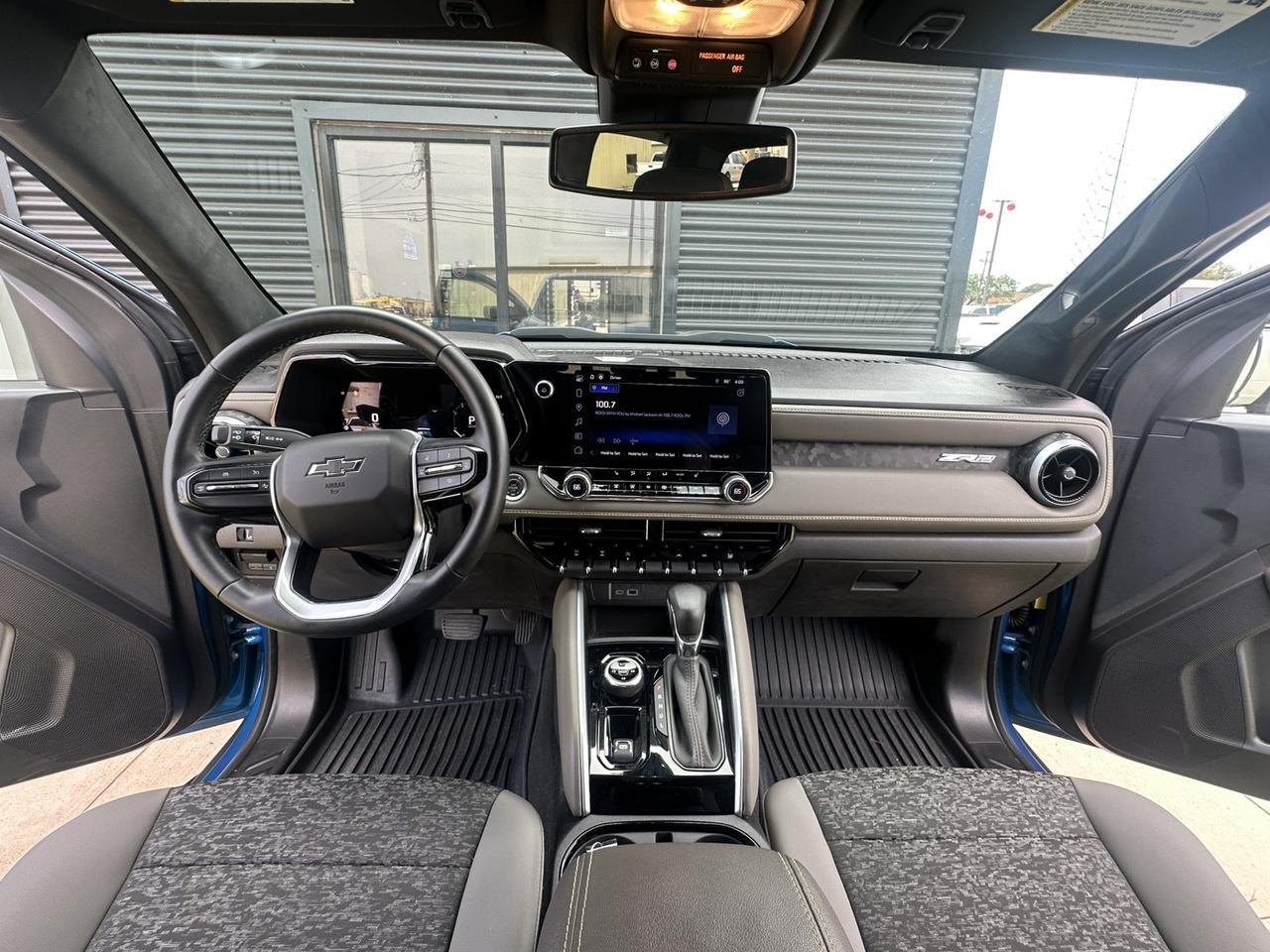 2024 Chevrolet Colorado ZR2 - Photo 18