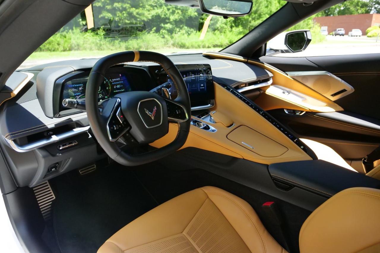 2024 Chevrolet Corvette 2LT Convertible / GT2 Seats / Performance Exhaust! Lincolnton NC