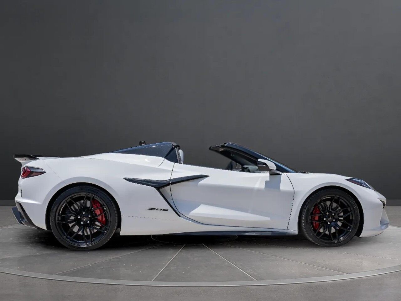 2024 Chevrolet Corvette 2LZ