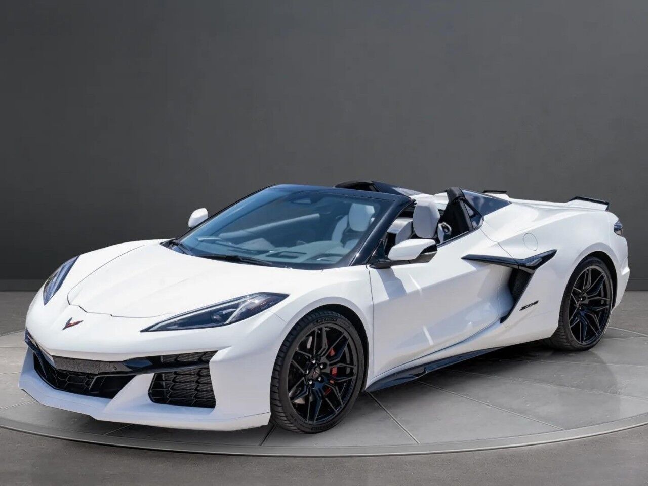 2024 Chevrolet Corvette 2LZ