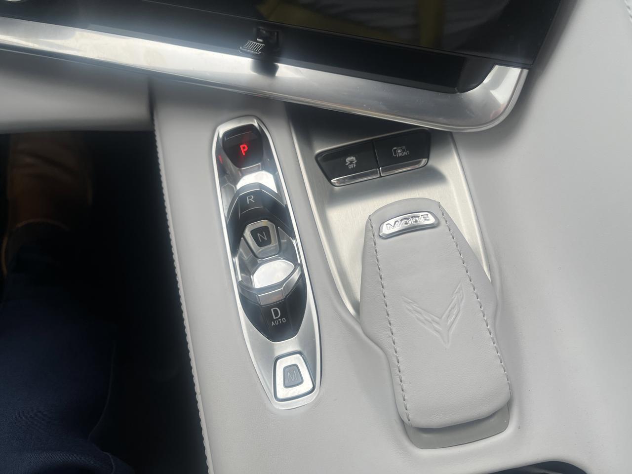 2024 Chevrolet Corvette 3LT Conv w/20s CarbonFlashRoof PerformanceExhaust YellowCalipers LotsOfOtherOptions Saukville WI