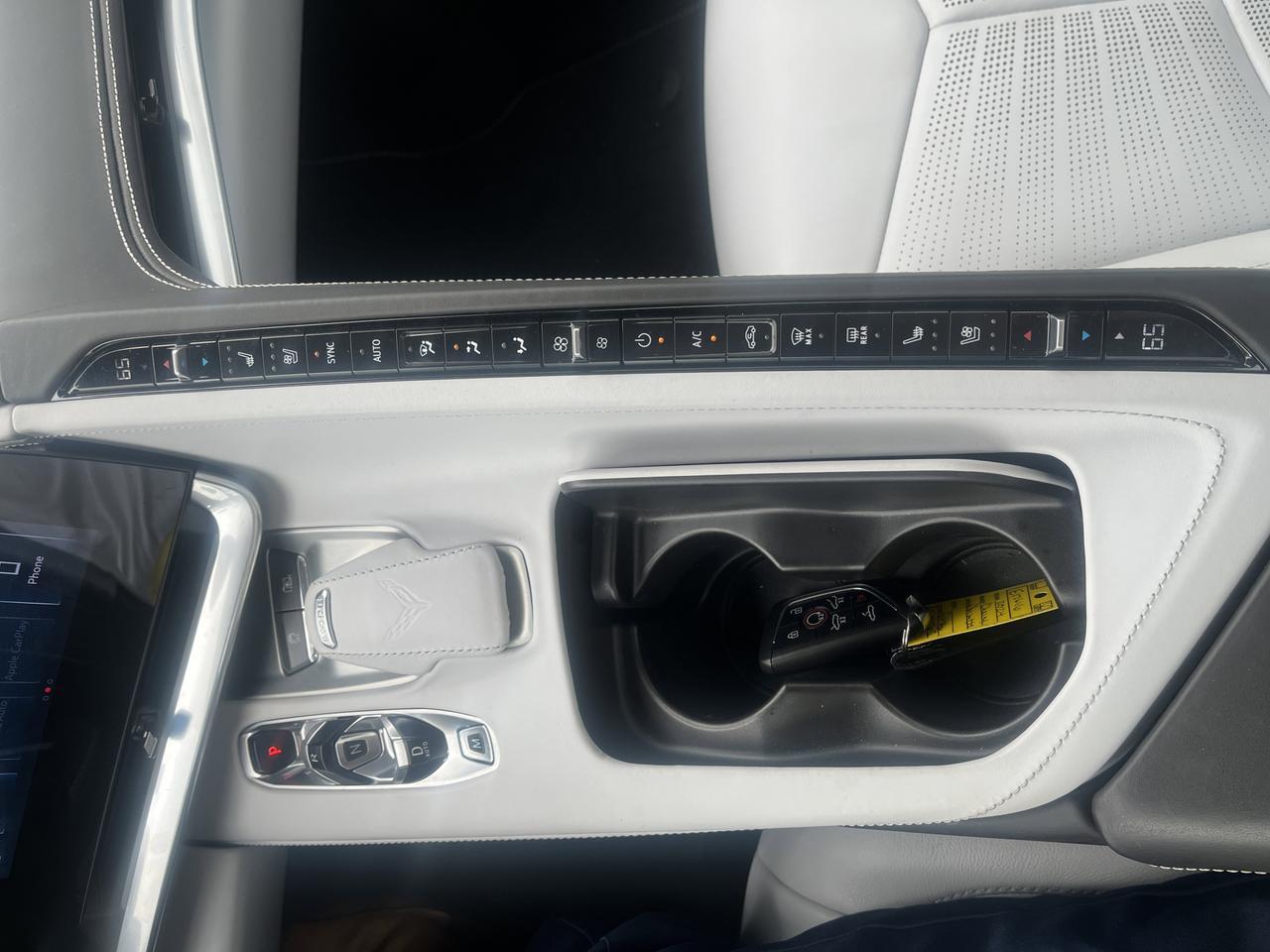 2024 Chevrolet Corvette 3LT Conv w/20s CarbonFlashRoof PerformanceExhaust YellowCalipers LotsOfOtherOptions Saukville WI