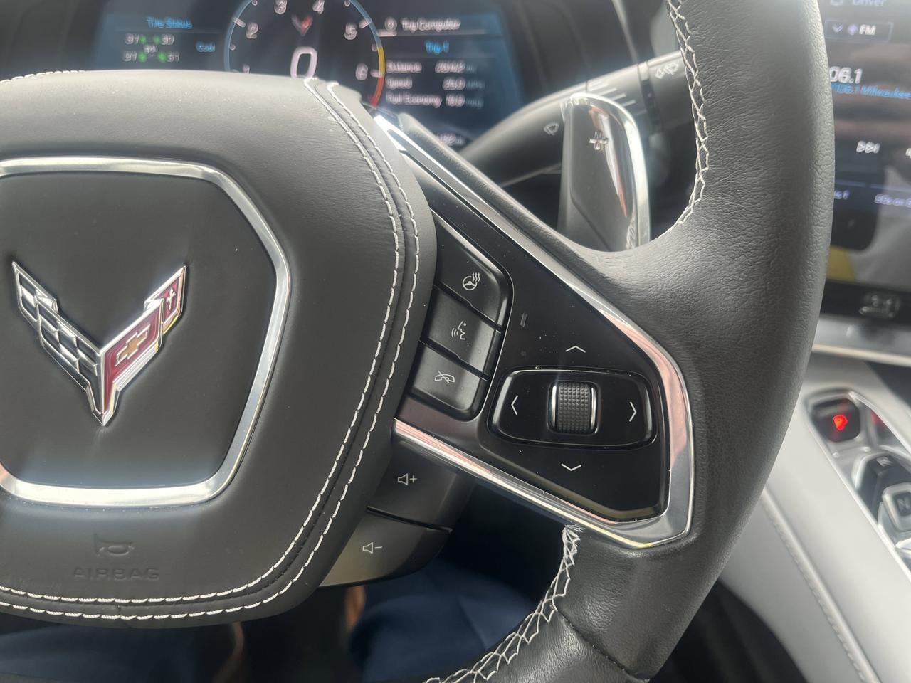 2024 Chevrolet Corvette 3LT Conv w/20s CarbonFlashRoof PerformanceExhaust YellowCalipers LotsOfOtherOptions Saukville WI