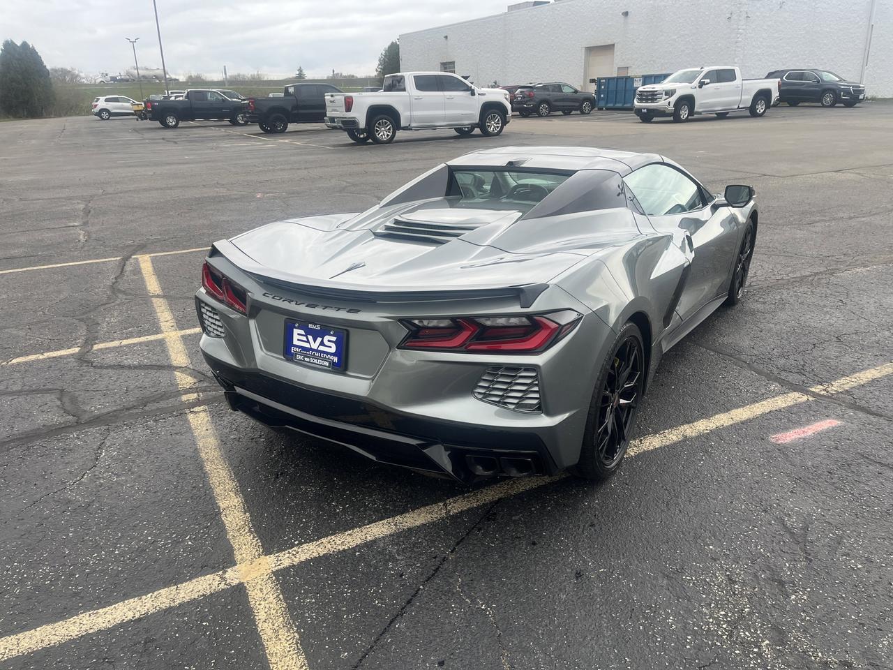 2024 Chevrolet Corvette 3LT Conv w/20s CarbonFlashRoof PerformanceExhaust YellowCalipers LotsOfOtherOptions Saukville WI