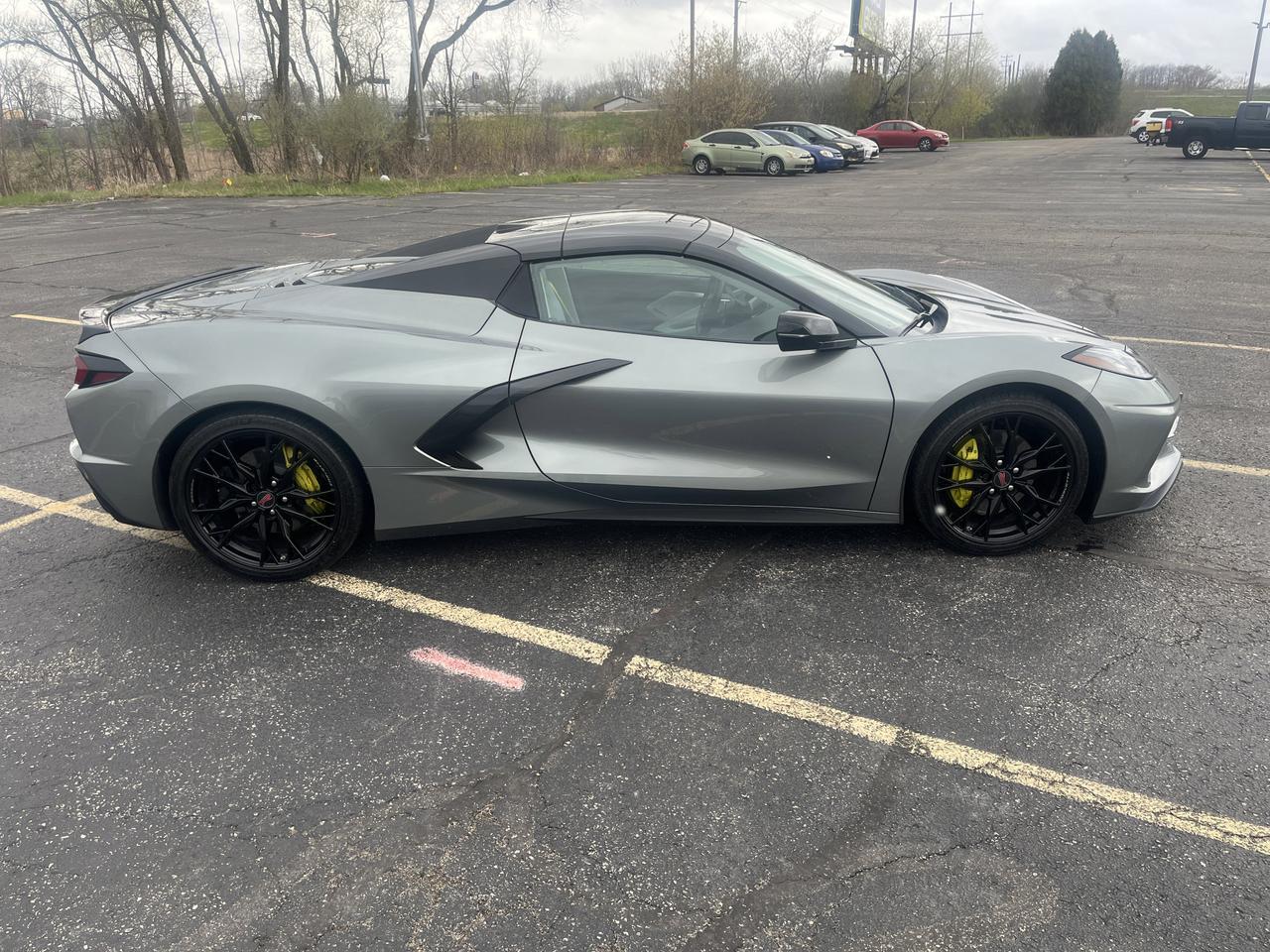 2024 Chevrolet Corvette 3LT Conv w/20s CarbonFlashRoof PerformanceExhaust YellowCalipers LotsOfOtherOptions Saukville WI
