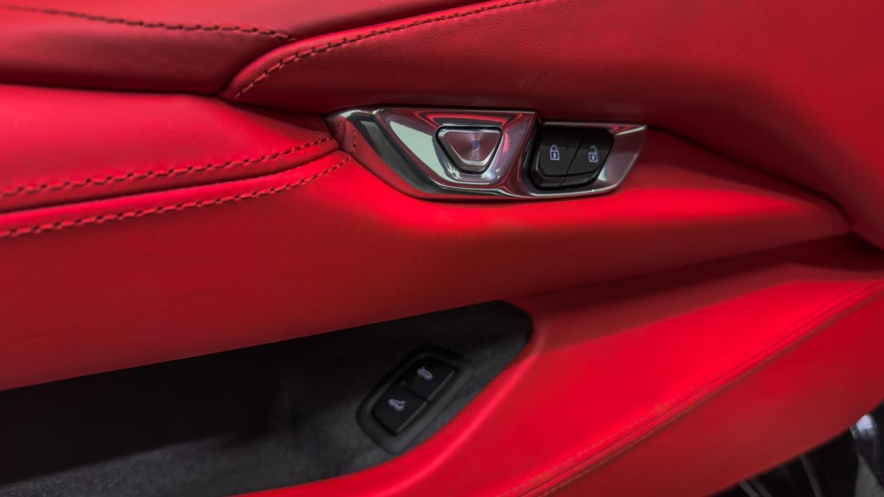 2024 Chevrolet Corvette Stingray Premium Conv 3LT w/ Z51 Performance Package Tallmadge OH