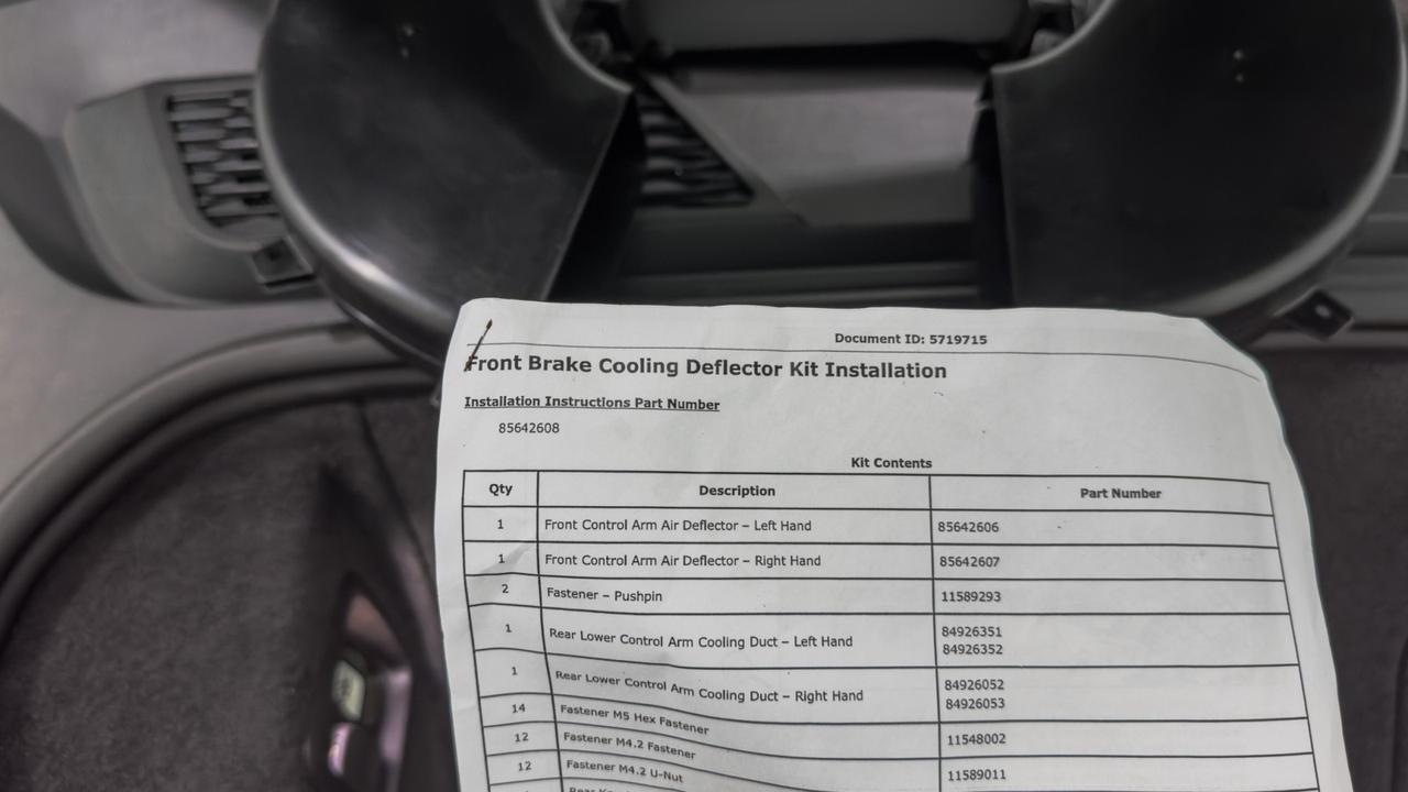 2024 Chevrolet Corvette Stingray Premium Conv 3LT w/ Z51 Performance Package Tallmadge OH